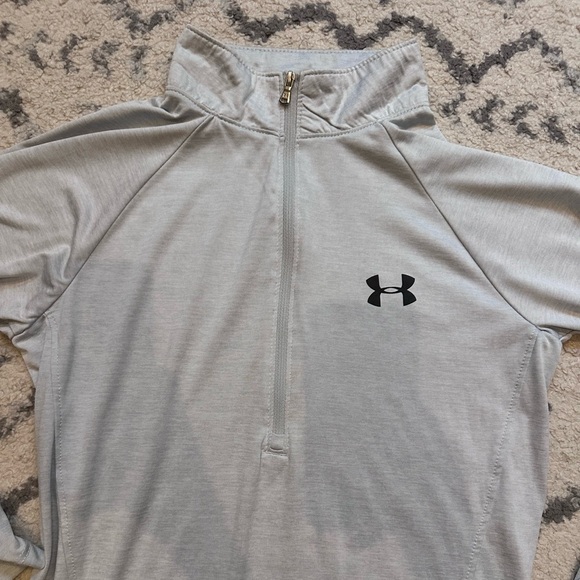 Under Armour and Adidas Women Top Lot - Picture 7 of 9